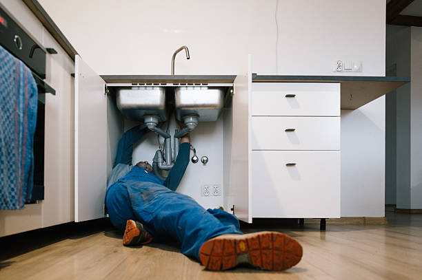 Professional Leak Detection technician working in Green Camp, OH